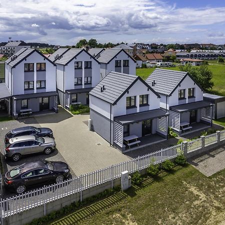 רבאל Frajda Domki - Apartamenty 6-Osobowe - Salon I Dwie Sypialnie Oraz Studia 4-Osobowe - Pokoj Z Aneksem Kuchennym מראה חיצוני תמונה