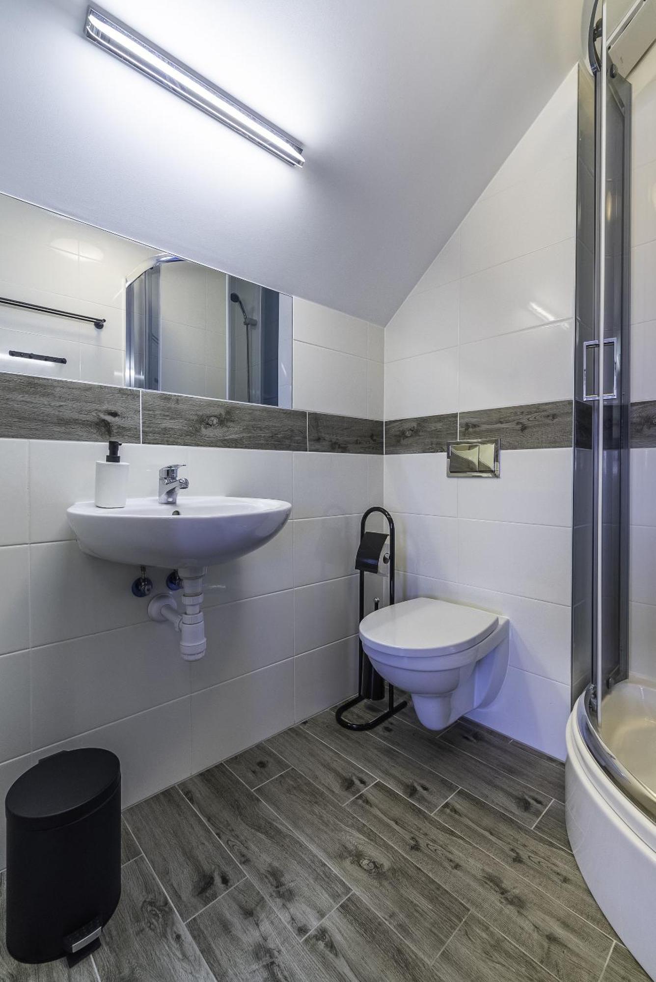רבאל Frajda Domki - Apartamenty 6-Osobowe - Salon I Dwie Sypialnie Oraz Studia 4-Osobowe - Pokoj Z Aneksem Kuchennym מראה חיצוני תמונה